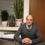 دکتر آوید رکنی