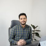 یوسف غفاری درمانگر/مشاور/روانشناس فردی در حیطه افسردگی، اضطراب، روابط بین‌فردی و اختلالات شخصیت