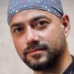 حسین موحدین دکترای حرفه‌ای پزشکی