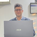 دکتر حنیف یحیی پور جراح و متخصص چشم