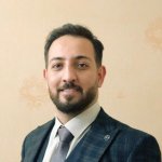 کارشناس یزدان هاشمی دکترای تخصصی علوم اعصاب، متخصص توانبخشی بیماران مبتلا به اختلالات مغز و نخاع