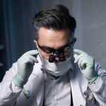 دکتر اردلان صالحیان فلوشیپ ایمپلنت, دندانپزشک زیبایی و ایمپلنت