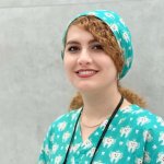 دکتر رویا صداقتی دکترای حرفه ای دندانپزشکی