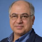 علی حق نگهدار متخصص جراحی مغز و اعصاب