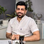 دکتر شهاب نیک اردکانی دکترای حرفه‌ای پزشکی،(فعال در زمینه  پوست مو زیبایی)