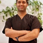 دکتر مصطفی علی زاده آبکوه بازسازی تخصصی فک (توسط ایمپلنت) و ناهنجاری ها و آسیب های فک و صورت