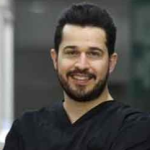 دکتر سلمان ابوالفضلی متخصص جراحی لثه و ایمپلنت