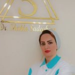 دکتر شهلا صادقیان شاهی دکترای حرفه‌ای پزشکی و فعال در زمینه زیبایی