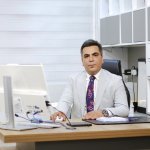 نوید فرزین متخصص جراحی مغز و اعصاب