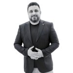 دکتر سیدامید کیهان متخصص جراحی دهان، فک و صورت, دکترای حرفه ای دندانپزشکی: انجام جراحی ایمپلنت های دندانی/ بورد تخصصی جراحی فک و صورت: انجام جراحی چانه و جراحی بینی کاملا طبیعی و نچرال