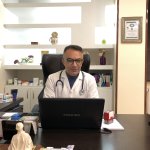 دکتر شهرام احمدی متخصص بیماری‌های داخلی