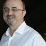 دکتر مجتبی معصومی سندی متخصص کودکان و نوزادان