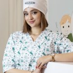 دکتر سیده نیوشا میرفلاح نصیری دکترای حرفه‌ای دندانپزشکی، دندانپزشکی اطفال، ترمیمی، عصب‌کشی، ونیر کامپوزیت، بلیچینگ، روکش