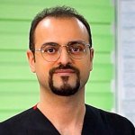 دکتر اشکان سام خانیانی دکترای حرفه‌ای دندانپزشکی.ایمپلنت،درمان ریشه،بایومیمتیک