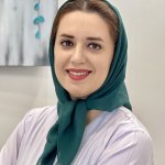 دکتر فروغ السادات رضوی متخصص پروتزهای دندانی, ایمپلنت و زیبایی (پروستودانتیکس), دارای بورد تخصصی پروتزهای دندانی، ایمپلنت و زیبایی