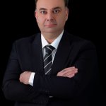 حسن مؤمنی متخصص جراحی دهان، فک و صورت, متخصص جراحی دهان فک و صورت / فلوشیپ جراحی پیشرفته ایمپلنت / فلوشیپ لیزر از دانشگاه آخن آلمان / عضو هیئت علمی دانشگاه