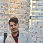 مازیار خورشیدی کارشناسی ارشد شنوایی شناسی (تجویز و تنظیم سمعک,ABR,تعادل و سرگیجه)کارشناس ارشد شنوایی‌شناسی | فارغ‌التحصیل از دانشگاه علوم پزشکی تهران  شنوایی‌شناس دارای تجربه در ارزیابی و درمان اختلالات شنوایی و تعادل در گروه‌های سنی مختلف.