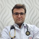 دکتر کسری اکبری متخصص بیماری‌های قلب و عروق