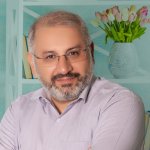  محمد حسن آزما / حکیم طب تلفیقی و سنتی