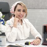 دکتر مهتاب سازش جراح و‌متخصص زنان و زایمان و نازایی