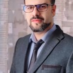 آکام شبرندی متخصص جراحی مغز و اعصاب و  دیسک و ستون فقرات