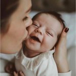 دکتر آزاده باقری کارشناسی مامایی