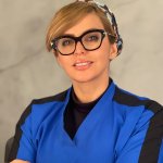 گلناز امامی دکترای دندانپزشکی