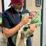 دکتر الهام غریب متخصص زنان و زایمان و نازایی